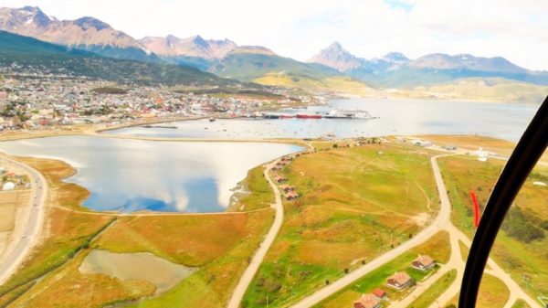 Sobrevoo de Helicóptero pela Laguna Esmeralda - Ushuaia - Imagem 7