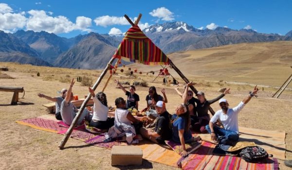 Piquenique com Lhamas, Chinchero, Moray e Maras - Imagem 3