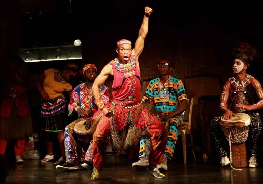 Restaurante Gold - Jantar Espetáculo - Imagem 8